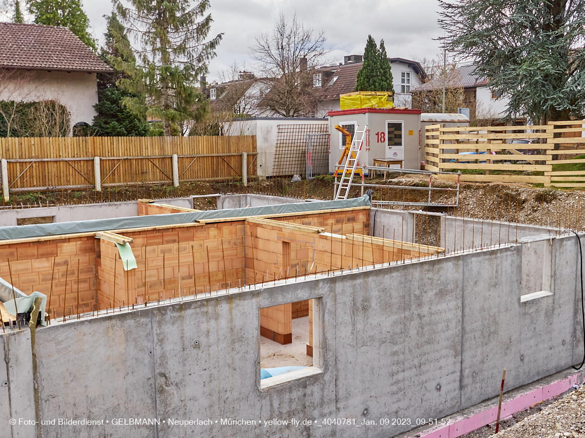 09.01.2023 - Neubau eines Mehrfamilienhause in der Niederalmstraße 16 in Neuperlach-Trudering